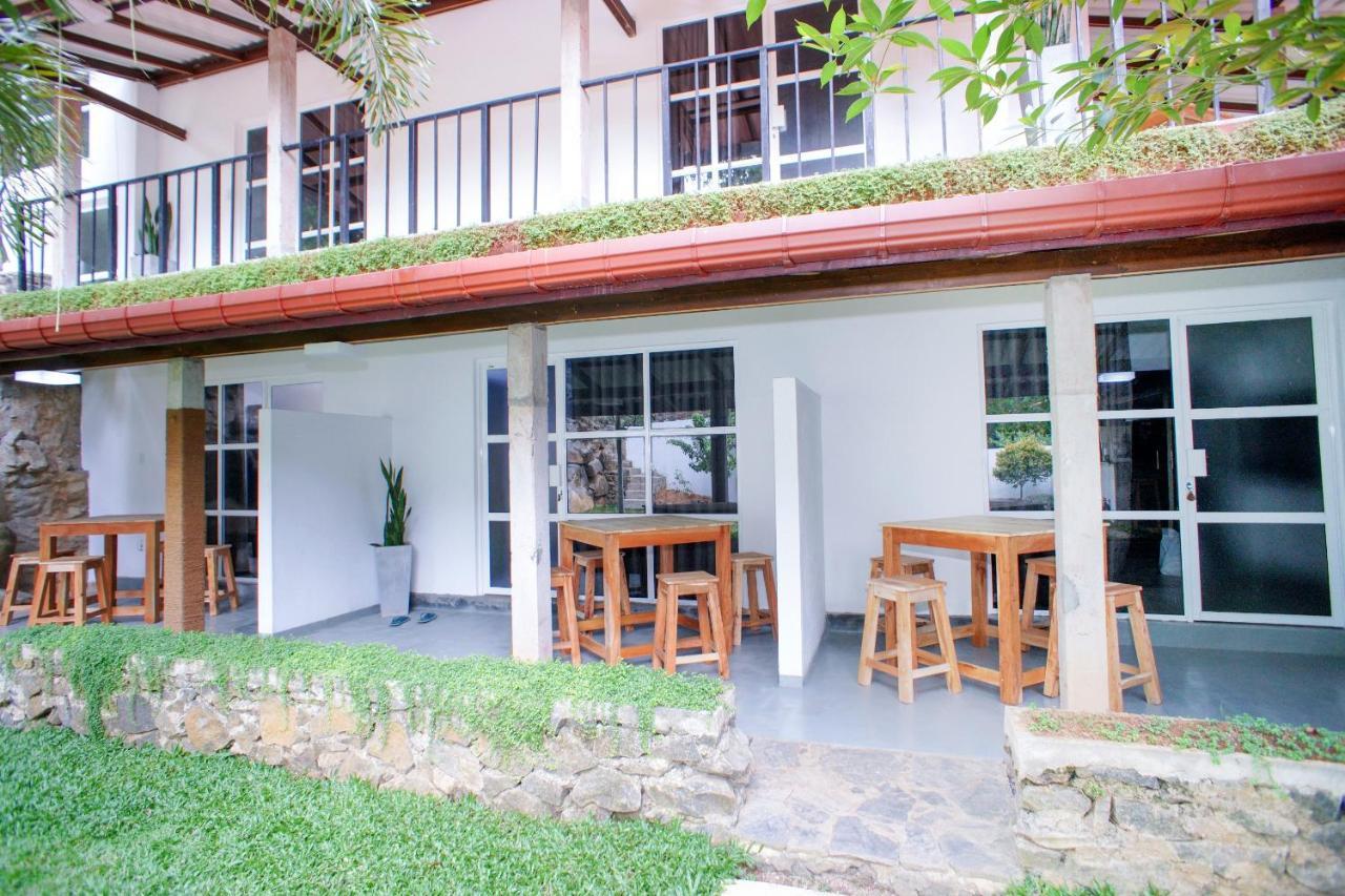 Pineview Otel Unawatuna Dış mekan fotoğraf